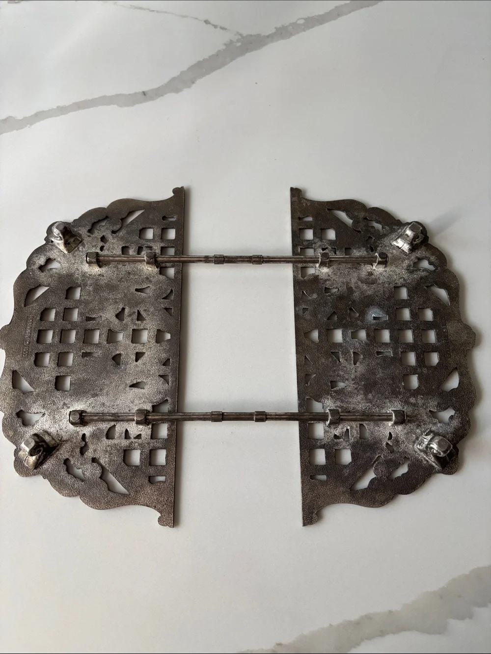 Vintage Godinger 1993 expandable silver plated, hot Plate